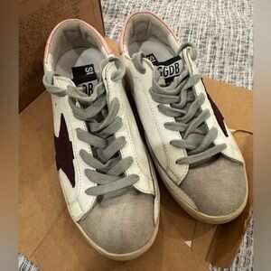 Golden Goose Superstar – Burgundy Star / Pink Heel